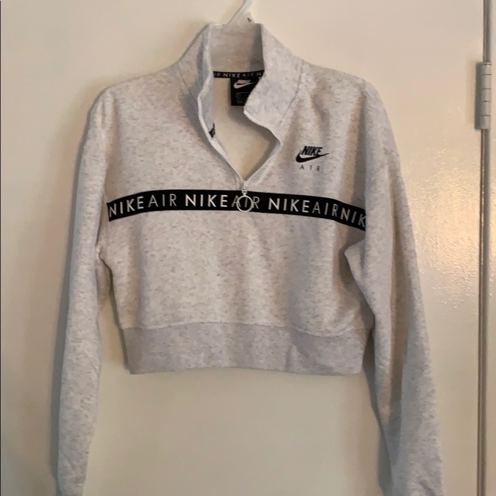Nike crop top swearshirt